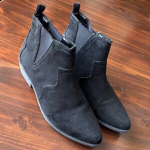 Ladies Black Suede Ankle Boots Size 8
